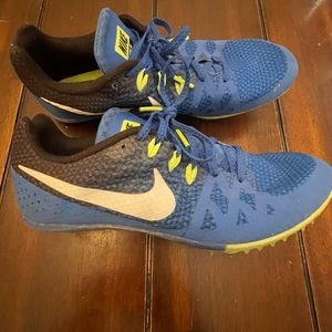 Nike racing spiked track shoes, boys/mens size 8.5, royal blue